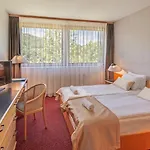 Club Hotel 4*