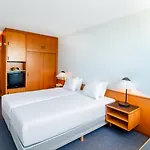 Club Hotel