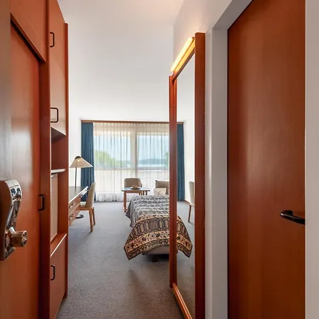 Club Hotel 4*