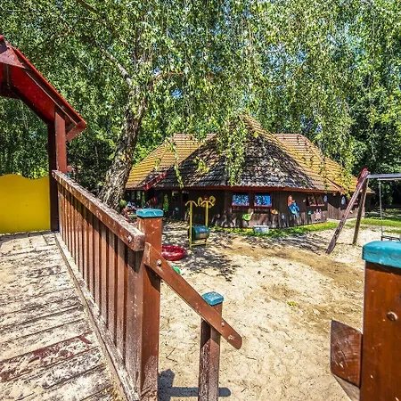 Club Hotel 4*