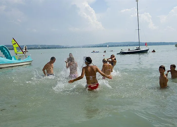 호텔 Club 티하니